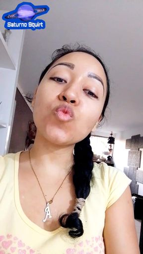 beautiful sexy latina Saturno Squirt has good results at the gym to have better results at the gym, to have a fittnes