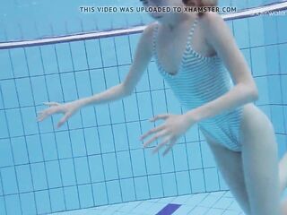 Anna Netrebko super hawt underwater bushy hottie