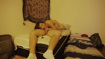 FILME COMPLETO - DE FÉRIAS COM A TIA AUGUSTA - NINFETA E SEU PRIMO VÃO PASSAR AS FÉRIAS NA CASA DA MELHOR AMIGA DA SUA TIA E A PUTARIA COME SOLTA - EMME WHITE , DRY SEXY E NICKLAU