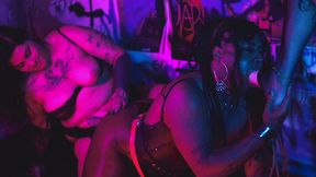 sexo entre amigas com dlouise, tar e venus