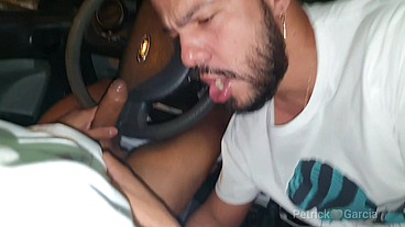 Pelas ruas de São Paulo com amigos fiz sexo em locais público