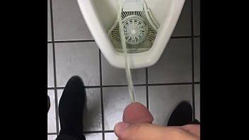 Big Cock Piss Comp