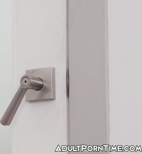 Nurse Summer Vixens CPR demo turns into a nasty gangbang disaster