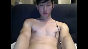 Korean Stud Shows Off Big Cock in Intense 42–Minute Gay Session