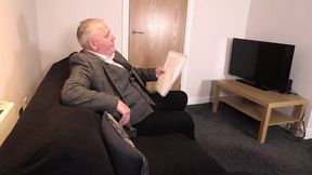 Hot MILF gives handjob and takes big rod in job interview
