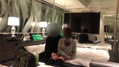 巨乳美女のツルツル秘密（その1）