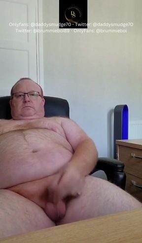 Daddy Plays with Himself + Cumshot