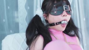 Ms17-use Duct Tape to Gag the Girl and Make Her Struggle