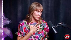 Holly Randall Gets Interviewed: Fantasies, Fetishes & the Secrets She�s Never Said Out Loud