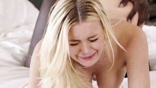 Natalia Starr gets her pussy fucked after blow and rim jobs 7