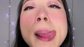 Cute Asian Kimmy Kalani gives a sensual handjob and shows off her perfect rear