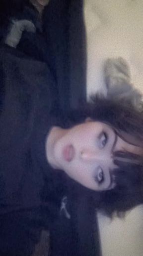 Wet emo goth shows off her solo wet ass