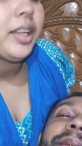Bangladeshi Hot Sexy Figure Bhabhi with Her Naughty Boyfriend