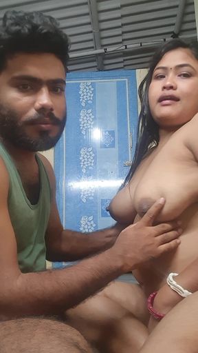 Hot Deshi Indian Couple