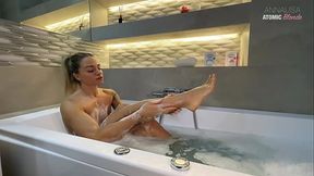 Blonde Slutty Girl Wrecks Her Pussy with an XXL Dildo While Her Husband Isn&rsquo_t Home