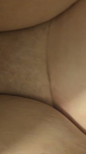 Girlfriend Squirting like she's never squirted before.   Clip 1