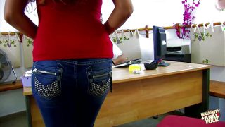 Sex dur cu ejaculare în gură, gât adânc &#8211; fute anal dur pentru o fată drăguță cu clitoris mare