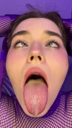 My mouth is so wet, do you want to check how you will slide in it? Go to my OF and see how I will do