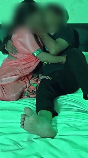 Indian Bhabhi Fuck by a Thief in Front of Her Husband Hindi
