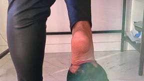 FRONTAL FOOT GAGGING DESTRUCTION OF THE THROAT