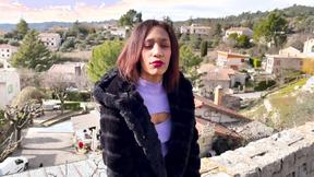 ”Reyna, 20, medical secretary in Manosque (04)!”