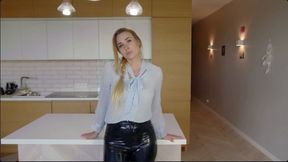 Weronika - Your Aunt Will Cheer You Up After Your Break Up - HD 2560x1440
