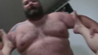 Des ours baisés dans le cul