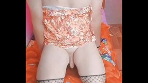 Dancing Diva: Crossdresser Kitty'_s Hot and Energetic Moves