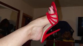 Fan Request High Heel showing Mature Sexy Feet Ends with Fantastic Foot Job