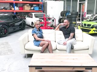 Didine, a good-looking MILF, gets pounded!