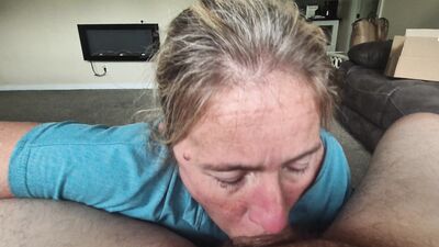 TELL YOUR GIRL TO TAKE NOTES HOT MILF BLOWJOB