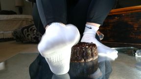 Clean New Nike Crew Sock Cake Crushing Giant Ground POV