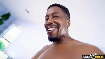 Hot - Isiah Maxwell Gets A Slice Of Victoria Cakes In The 305