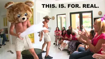 Bachelorette Party Gets Wild with a Massive Cock Male Stripper and Orgy