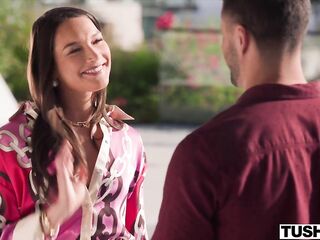 TUSHY Hawt Real-Estate Pro Katrina Gives Client Anal bonus