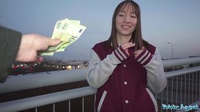 Short sexy girl is in need for cash and agrees to fuck with me if i give her some