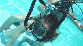 Doggystyle underwater and creampie with diver Minnie Manga