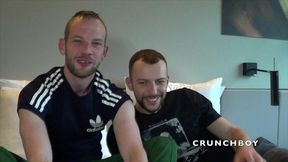 j aime me faire baiser a 4 pattes par derriere