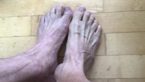 Foot and toe play