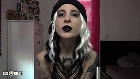 Used as a male slut in a gay parking spot (German) Lou Nesbit, Lia Louise