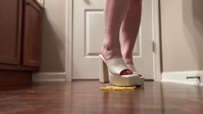 ASMR Pasta Crunch in Heels