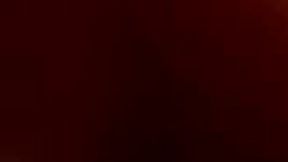 je bois un cafe en terrasse et j’ai une soudaine envie... squirte en pleine ...