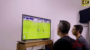 MEU MARIDO ME PERDEU NO JOGO EM UMA CASA DE APOSTAS AGORA TENHO QUE TRANSAR COM O BICHEIRO