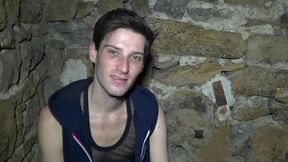 2134 lope par un minet de lyon sur un slingjeune mec se fait baiser par un mec...