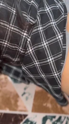 Shared the Bed in the Room with Friend's Wife and Fucked Her Pussy All Night Long