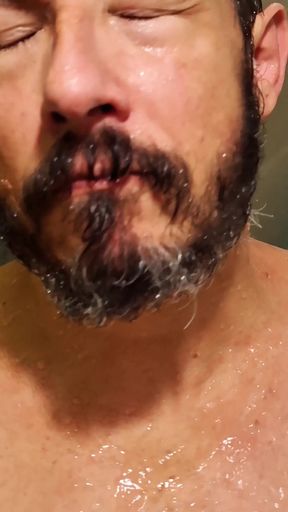 Victory Shower - POV with Gouine Wrestlin