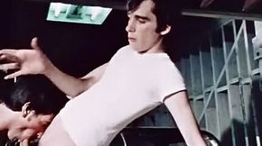 Young Mechanics Fuck on a Car - CRUISIN' 57 (Toby Ross, 1979)