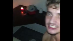 Erick Diaz atendendo um cliente