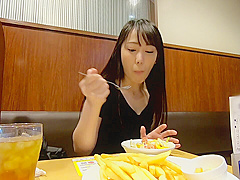 300maan-549　精子を口一杯に射精させる天性のどスケベ美少女
