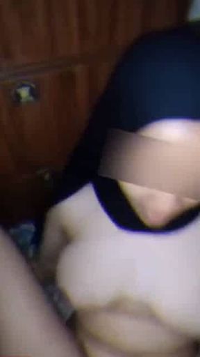 ngentot cewek michat, jilbab hitam, memek super tebal